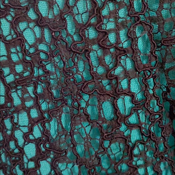 Hunter Green with Lace overlay Tank - Picture 2 of 5